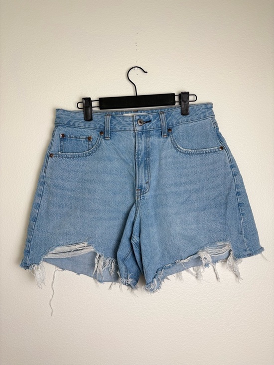 Abercrombie & Fitch Pants - Abercrombie & Fitch The Loose Short High Rise in Light Blue Size 28